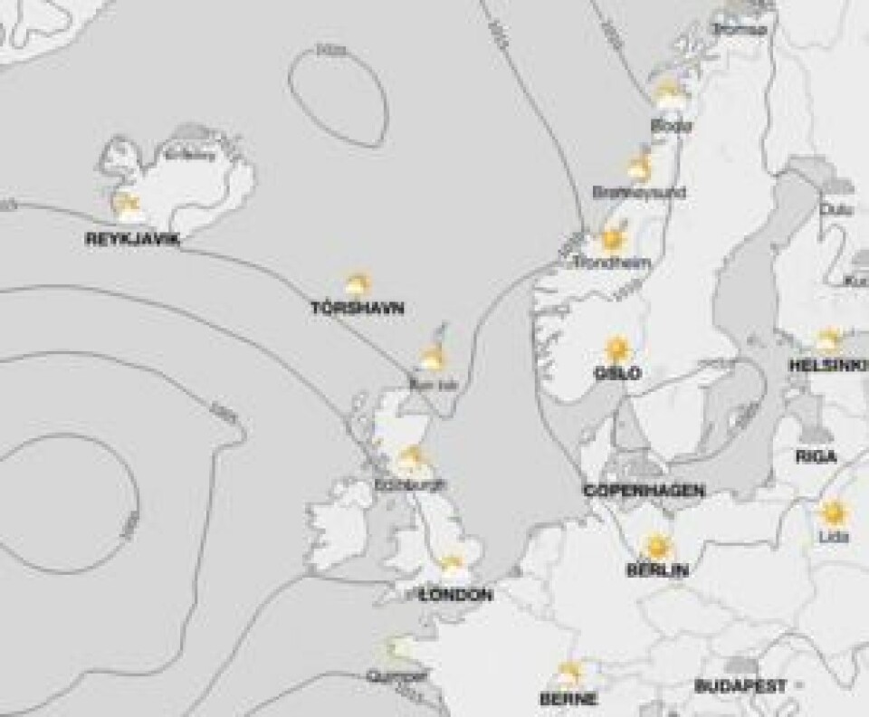 TRYKK: Prognose for Færderstarten. Vindstrømmen vil dannes mellom høytrykket i Norske havet og et svakt lavtrykk over Sør Sverige.