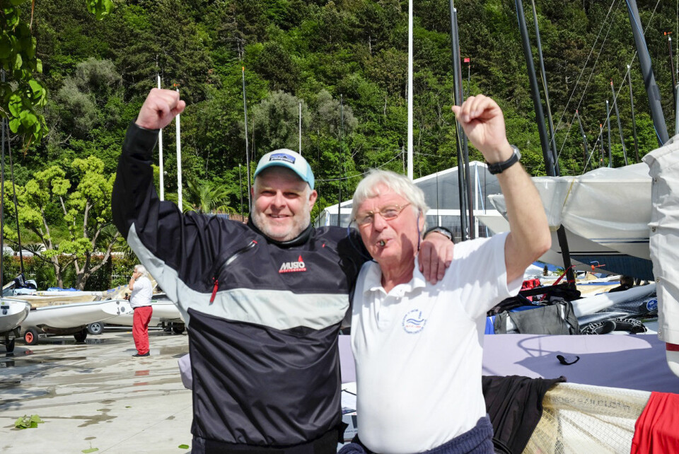 MASTERE: Petter Fjeld (t.v.) og Ola M. Johannessen var norske deltagere under master-VM i Finnjolle som samlet 341 seilere.