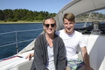 FERIE: Steph Baker fra Sør Afrika og Christoph Wuensche fra Tyskland koser seg langs kysten, og får samtidig opparbeidet seg erfaring. FERIE: Steph Baker fra Sør Afrika og Christoph Wuensche fra Tyskland koser seg langs kysten, og får samtidig opparbeidet seg erfaring.