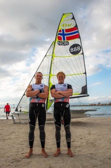 Mads og Tomas Mathisen klare for EM. Mads og Tomas Mathisen klare for EM.