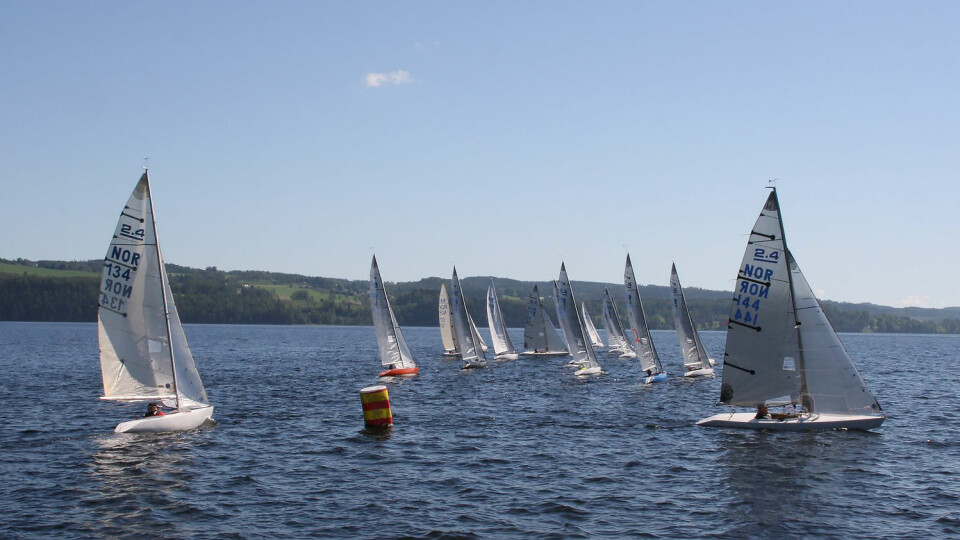 NORGESCUP: 18 båter i 2.4 mR-klassen deltok i norgescupen på Mjøsa.