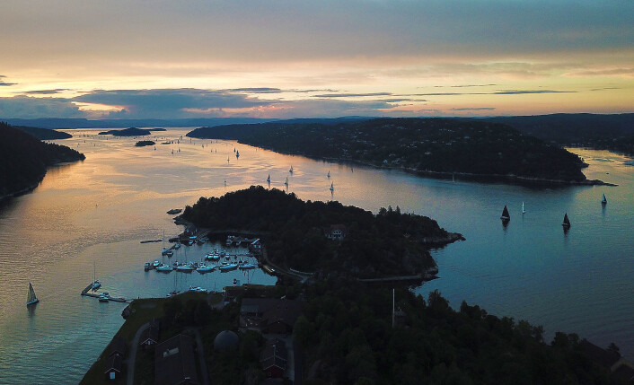 LANGT: Drøbaksund blir langt når det ikke er vind, og strømmen renner i mot. LANGT: Drøbaksund blir langt når det ikke er vind, og strømmen renner i mot.