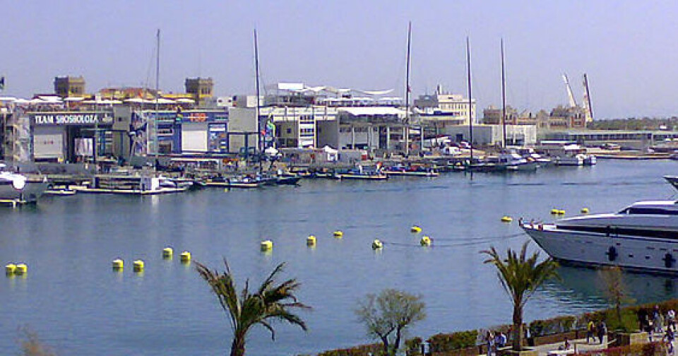 Vindstille trykker i Valencia