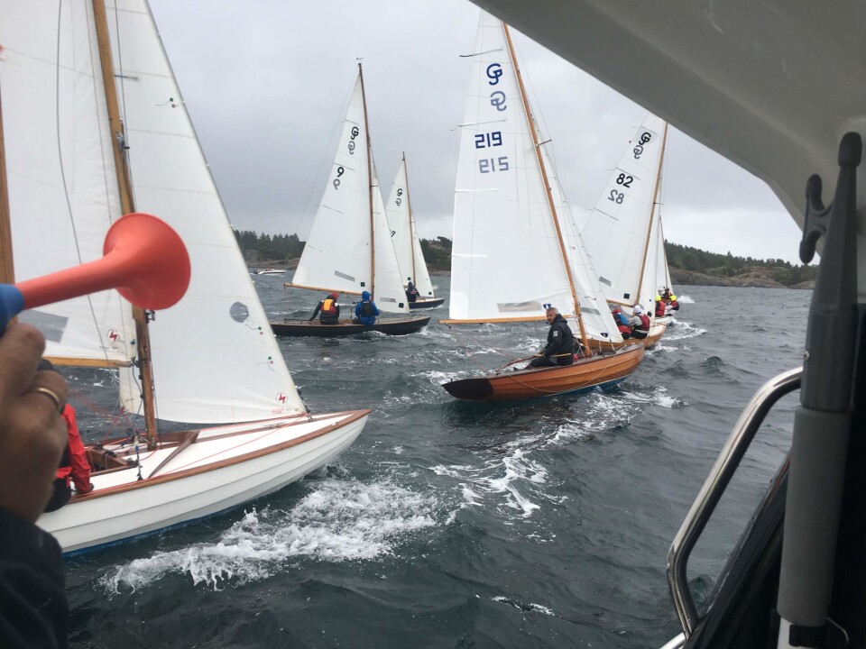 ETTERLYSNING: Grimstad Seilforening ønsker både båter og seilere til NM 10.-11. august.
