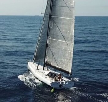 IMOCA: «Rosalba» ble bygget i 2002, og blir nå kraftig oppgradert før 2019.sesongen. IMOCA: «Rosalba» ble bygget i 2002, og blir nå kraftig oppgradert før 2019.sesongen.