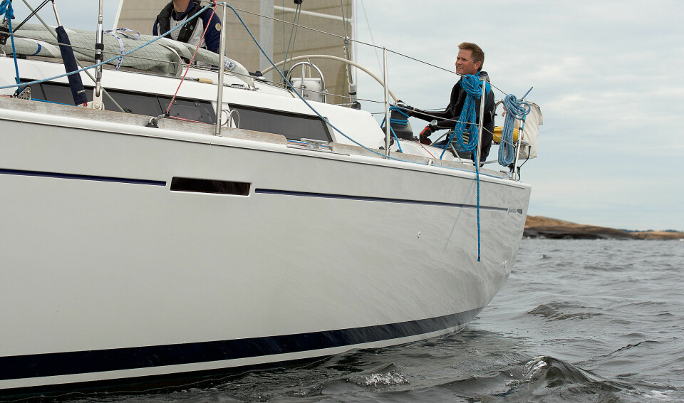 HELT: Håkon Hjortøy har plukket opp to seilere fra vannet i sommer. Godt sjømannskap har reddet liv.