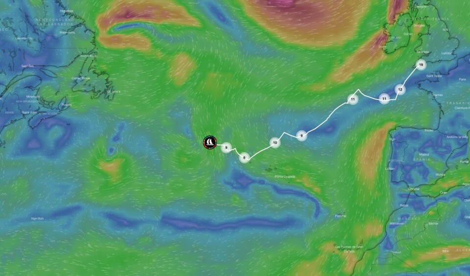 NORD: «Malizia» tar seg frem nord for Azorene. Det sparer distanse, men gir ustabile vindforhold.