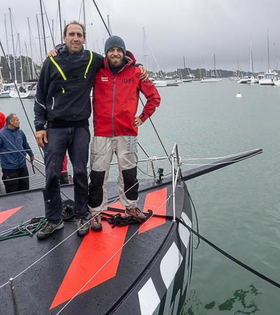 SKIPPERE: Sveisterene Simon Koster og Valentin Gautier skal seile den nye båten.