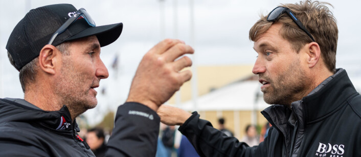 RIVALER: Jeremie Beyou og Alex Thomson er de største profilene, og stiller begge med nye båter fra VPLP, men Tjomson har gått lengre. RIVALER: Jeremie Beyou og Alex Thomson er de største profilene, og stiller begge med nye båter fra VPLP, men Tjomson har gått lengre.