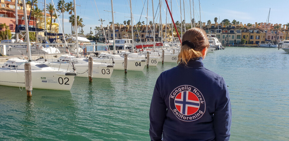 VINTERSEILING: Gjennom KNS kan du delta i den spanske vinterserien for J/80.