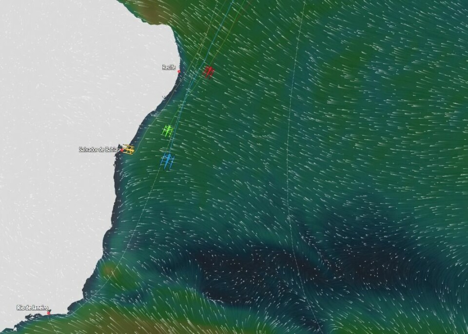 BRASIL: Trimaranene er utenfor kysten av Brasil, og legger kursen østover etter p ha vært innom Rio.