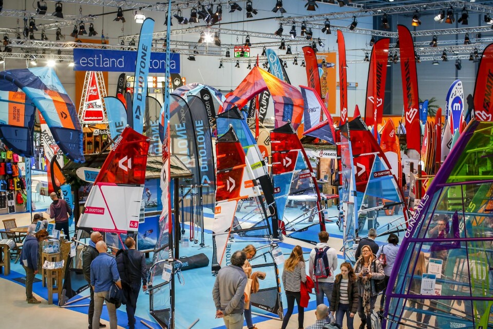 SURF: Brettsport er digert i Tyskland. Det er egen hall med SUP, kite og windsurf.