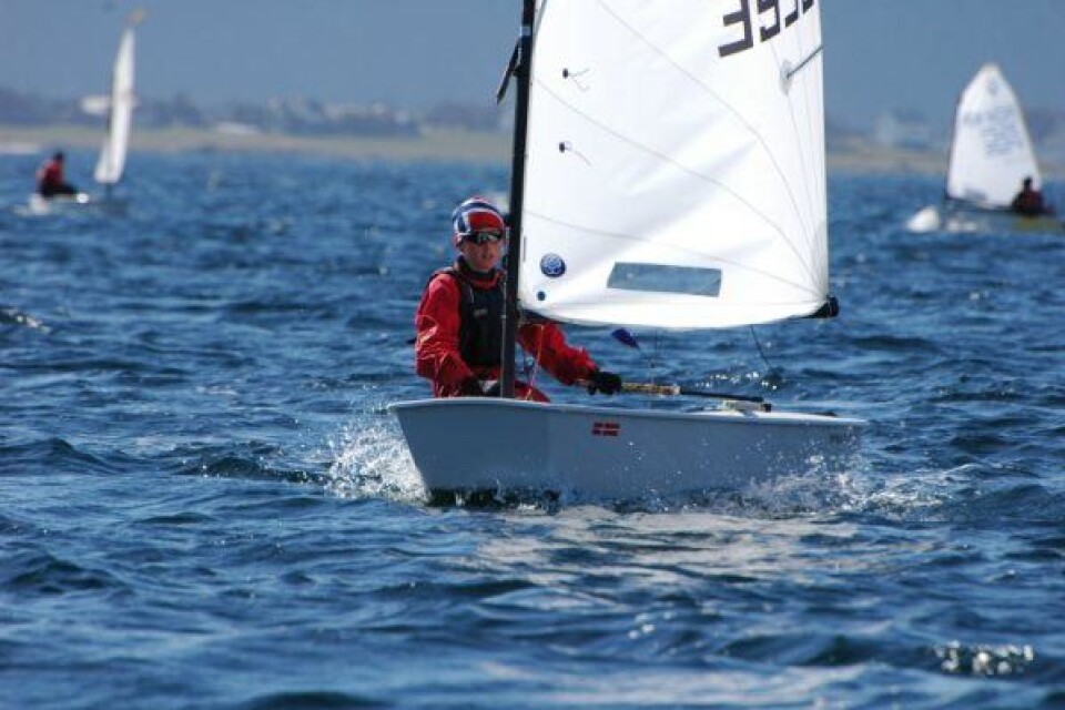 Norske Optmistjolleseilere i påskeregatter over hele verden