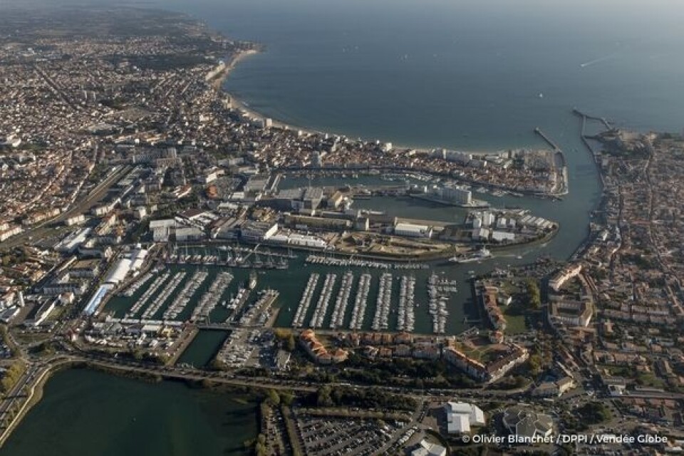 START: 29 deltagerne ligger klare i Les Sables d\'Olonne hvor det er ventet mer en en million besøkende.