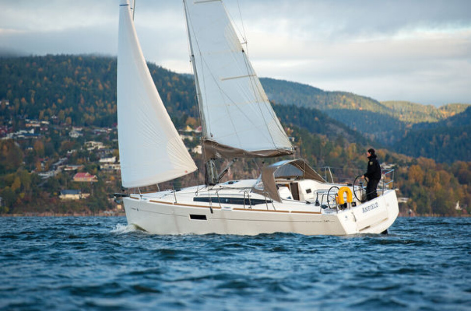 SUN ODYSSEY 349: Jeanneau Sun Odyssey 349 er en av de modellene delt selges flest av. SUN ODYSSEY 349: Jeanneau Sun Odyssey 349 er en av de modellene delt selges flest av.