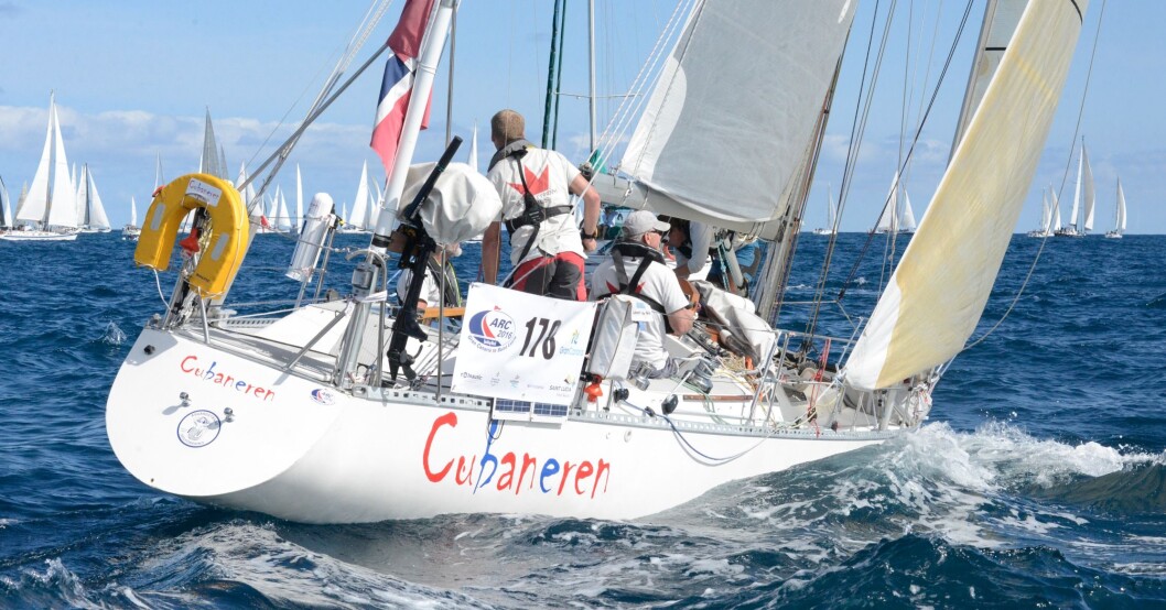 RASK: «Cubaneren» var først over linja under starten av ARC, og ble nummer 11 over-all. Skipper Karl Otto Book har utstyrt båten med regattaseil. RASK: «Cubaneren» var først over linja under starten av ARC, og ble nummer 11 over-all. Skipper Karl Otto Book har utstyrt båten med regattaseil.