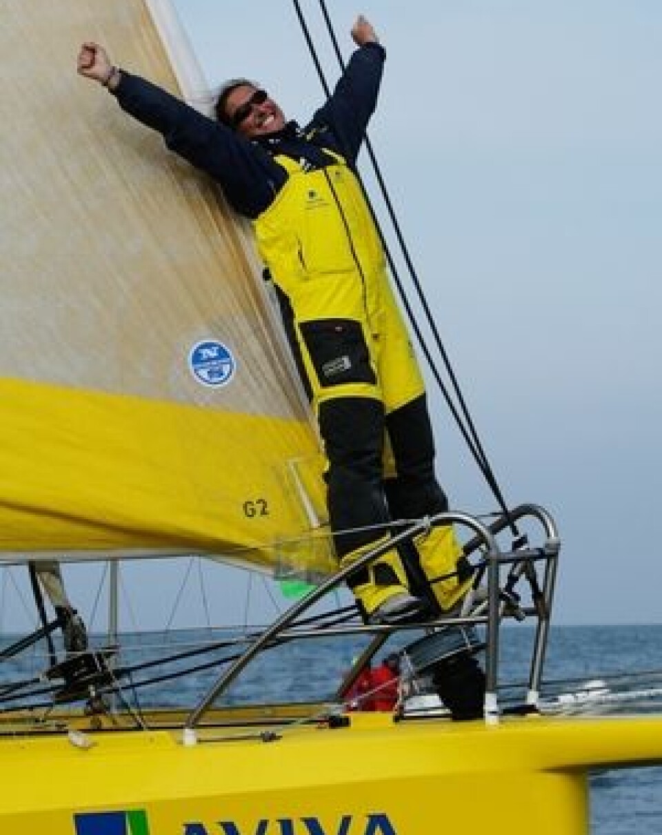REKORD: Dee Caffari seilte jorda rundt alene, feil vei i 2005/2006, og fullførte Vendee Globe i 2008/2009 etter 98 døgn.