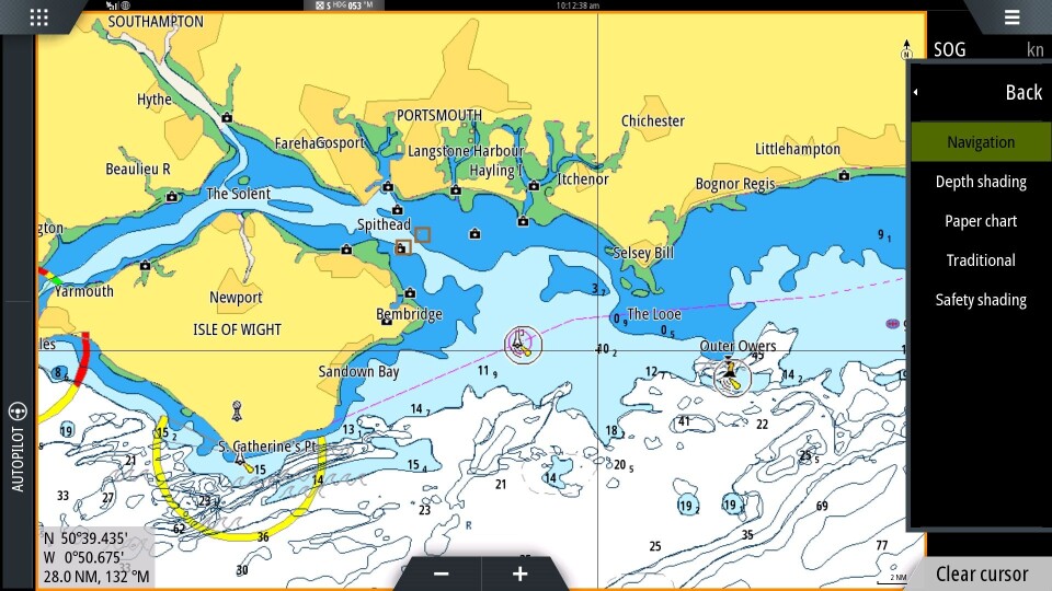 KART: C-MAP-navigasjonspalett gjør det enklere å tyde kartet.
