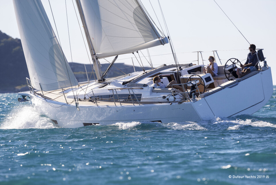 Dufour Grand Large 390