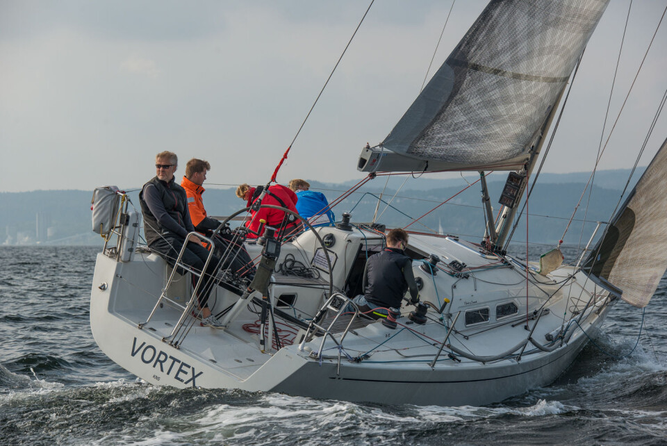 X-35 One Design: Martin Moe og Team Vortex i aksjon.