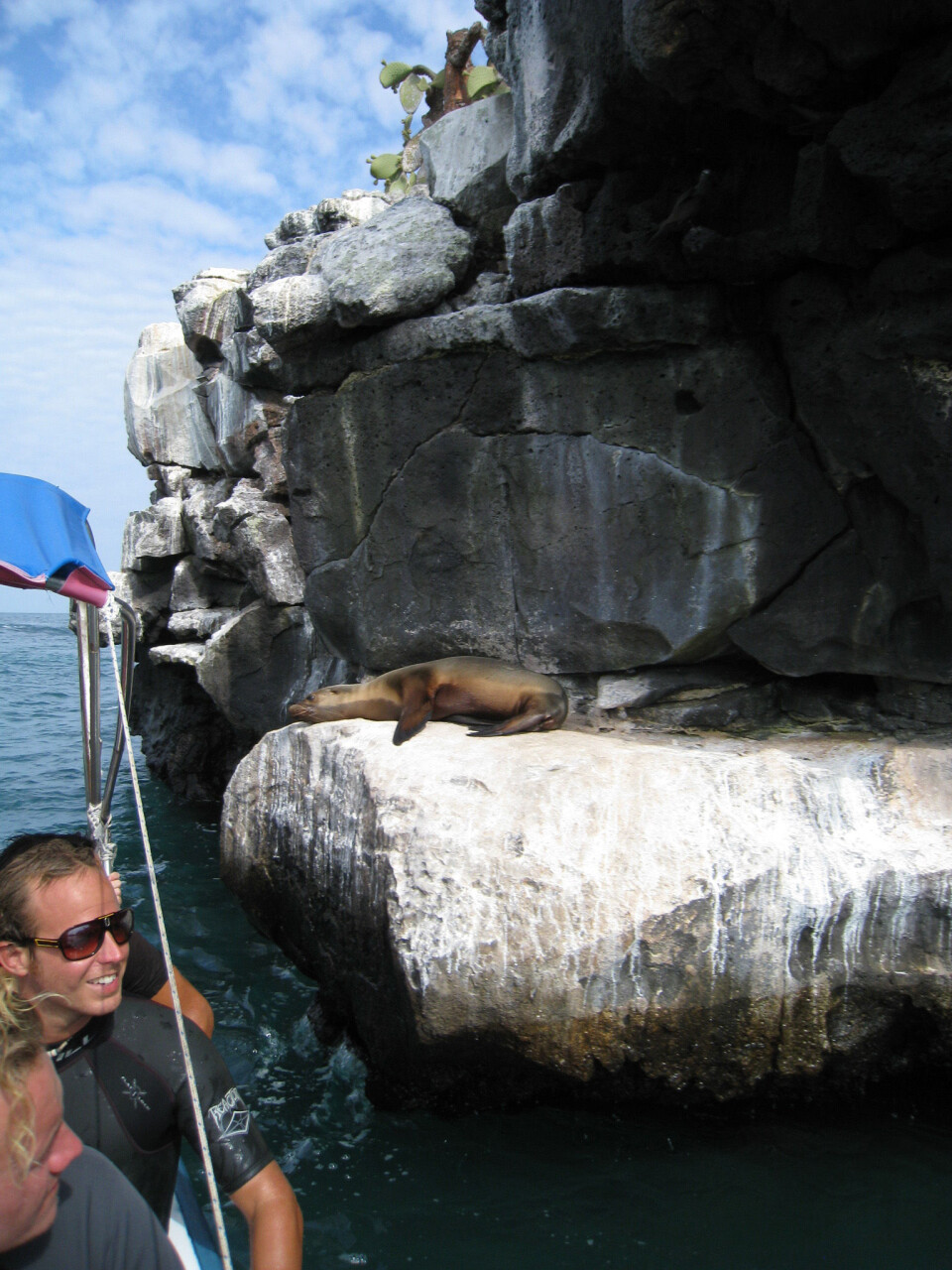 NÆRKONTAKT: Otto og Marcus er i nærkontakt med eventyret på Galapagos. NÆRKONTAKT: Otto og Marcus er i nærkontakt med eventyret på Galapagos.