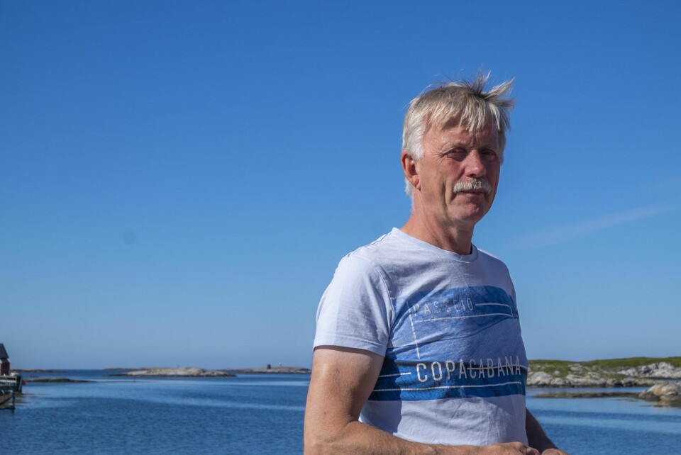 VEIVISEREN: Kjell Sørensen som var oppsynsmann på Sør-Gjæslingan da vi ankom, geleidet oss trygt til havn.