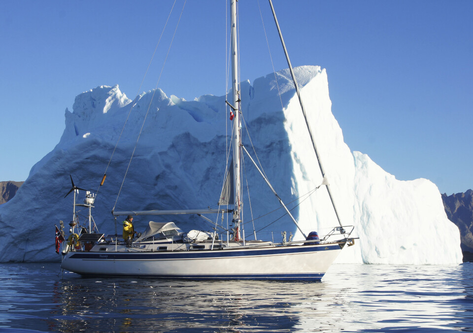 NECESSITY: Jan Fredrik Mack har seilt jorden rundt med sin Hallberg-Rassy «Necessity» og turen ble avsluttet med en seilas til Grønland. Her er «Necessity» på vei inn til Prins Christian Sund. NECESSITY: Jan Fredrik Mack har seilt jorden rundt med sin Hallberg-Rassy «Necessity» og turen ble avsluttet med en seilas til Grønland. Her er «Necessity» på vei inn til Prins Christian Sund.