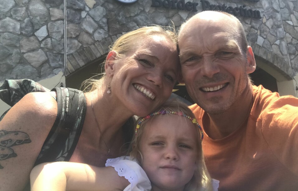 St. THOMAS: Ingrid, Karen og Jon Petter ferdig innklarert i USVI etter å ha seilt fra Sør Amerika