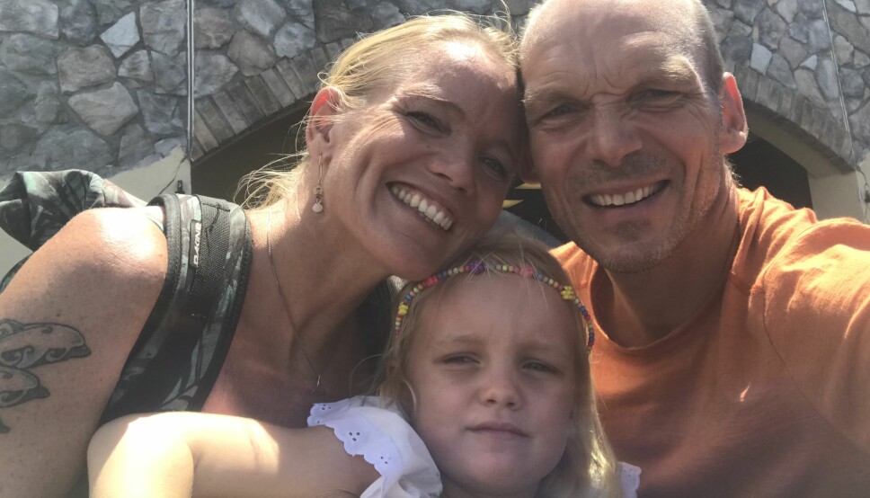 St. THOMAS: Ingrid, Karen og Jon Petter ferdig innklarert i USVI etter å ha seilt fra Sør Amerika