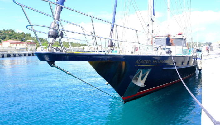 ESTLAND: Estisk registrerte S/Y Admiral Bellingshausen til kai i St. Thomas. Dette er en staselig motorseiler; en 80 fots Jongert, custom made ved det nederlandske verftet i 1984, med fine linjer både eksteriør- og interiørmessig. ESTLAND: Estisk registrerte S/Y Admiral Bellingshausen til kai i St. Thomas. Dette er en staselig motorseiler; en 80 fots Jongert, custom made ved det nederlandske verftet i 1984, med fine linjer både eksteriør- og interiørmessig.