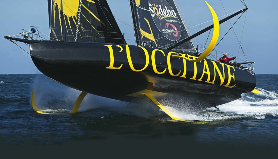 SKADET: «L’Occitane» fikk hull i baugen etter å ha seilt på noe under trening.