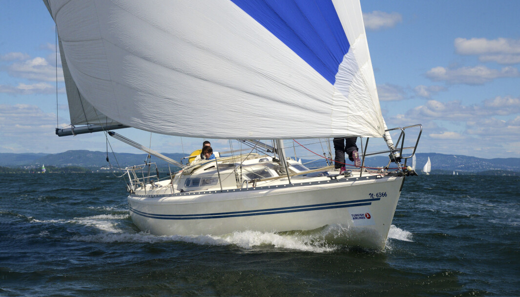 TURGLEDE: Sist båten deltok i regatta var i turgledeklassen i Færder'n med min kone som skipper og to sønner som mannskap. TURGLEDE: Sist båten deltok i regatta var i turgledeklassen i Færder'n med min kone som skipper og to sønner som mannskap.