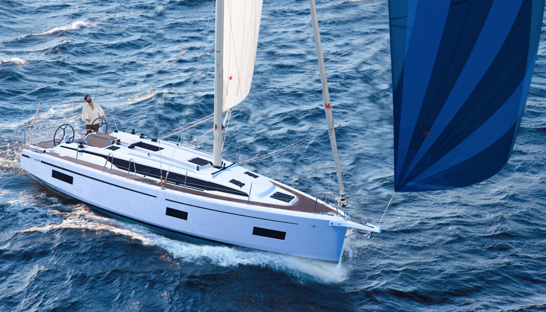 NY: Bavaria C38 arver linjene fra C42 lansert i januar. NY: Bavaria C38 arver linjene fra C42 lansert i januar.