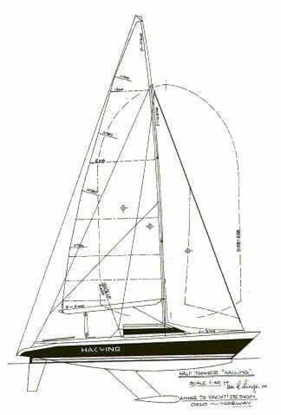 HALLING: Jan H. Linge konstruerte også en båt for mesterskapet, men den radikale båten klarte ikke å kvalifisere seg.