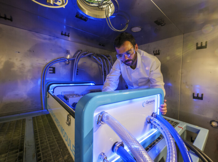 HYDROGEN: Boksen kan skape strøm til en lavere vekt enn moderne batterier. HYDROGEN: Boksen kan skape strøm til en lavere vekt enn moderne batterier.