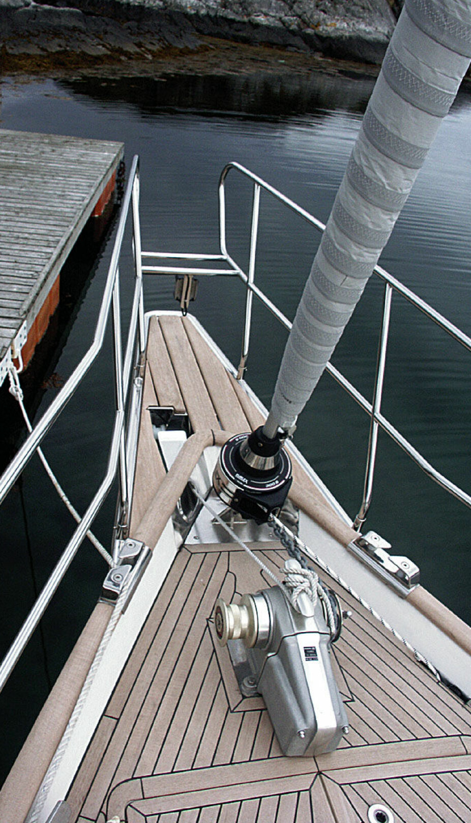 SOLOD: Båten er utstyrt med baugspryd med pulpit.