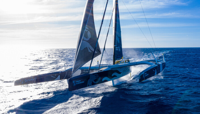 DRONE: «Maxi Edmond de Rothschild» fotografert 19. januar DRONE: «Maxi Edmond de Rothschild» fotografert 19. januar