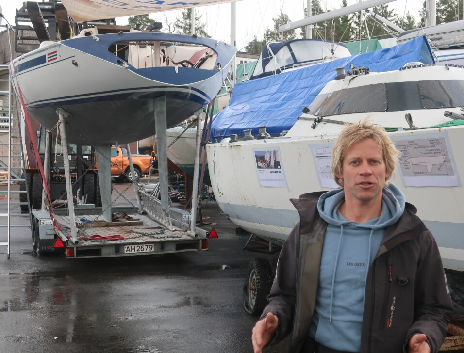 ENTUSIAST: Martin Kamperhaug digger halvtonnere, og har kjøpt opp slitne båter for egne penger.