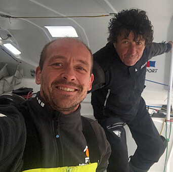 HELT: Jean Le Cam reddet Kevin Escoffier fra flåte i Sørishavet. HELT: Jean Le Cam reddet Kevin Escoffier fra flåte i Sørishavet.