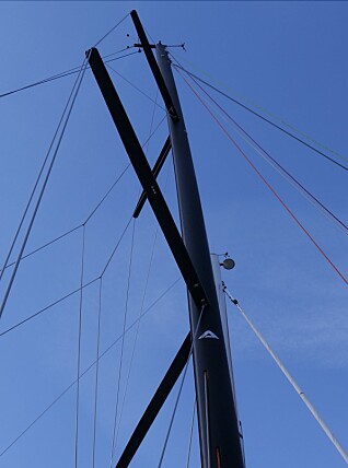 Båten har Axxion karbonmast og dyform vant. Båten har Axxion karbonmast og dyform vant.