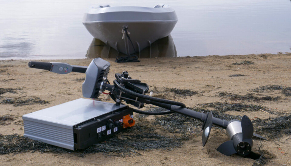 EGNET FOR TRANSPORT: Batteri og motor er lett å ta med seg.