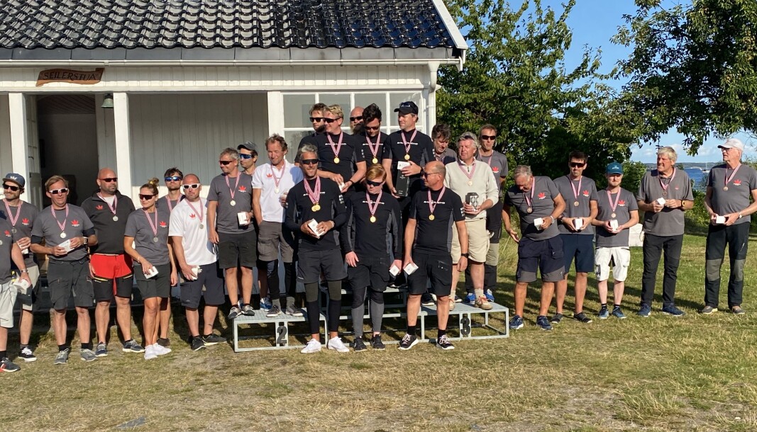 VINNERE: Gull til «White shadow», sølv til «Team Magic» og bronse til «Fra av Fjærholmen. VINNERE: Gull til «White shadow», sølv til «Team Magic» og bronse til «Fra av Fjærholmen.