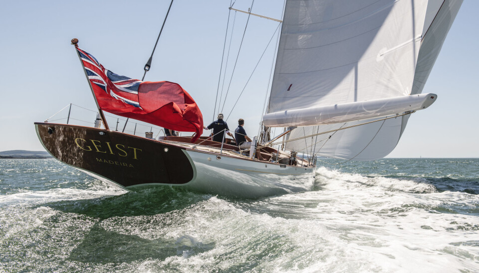 LINJER: «Geist» har et formspråk som en J-class yacht, men er proppet med moderne teknologi. LINJER: «Geist» har et formspråk som en J-class yacht, men er proppet med moderne teknologi.