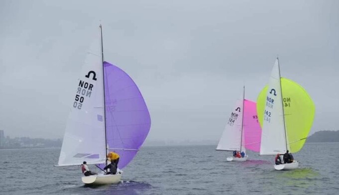 Dag Usterud leder foran Lars Ingeberg og Jan-Kristian Vedeler Dag Usterud leder foran Lars Ingeberg og Jan-Kristian Vedeler