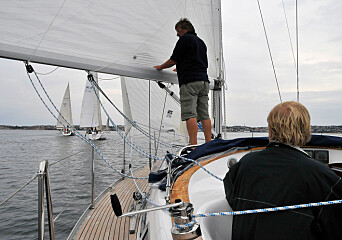 REGATTA: Båtene ble seilt mot hverandre i korte seilaser på faste merker under svært varierende forhold. REGATTA: Båtene ble seilt mot hverandre i korte seilaser på faste merker under svært varierende forhold.