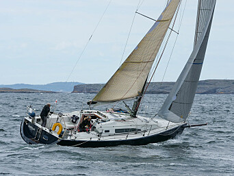 NORSK: Petter Hegle seiler Farr 395 «FarrOut». NORSK: Petter Hegle seiler Farr 395 «FarrOut».
