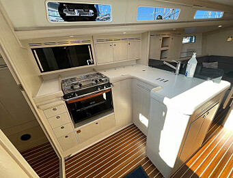 BYSSE: Arcona 385 har en fantastisk bysse. BYSSE: Arcona 385 har en fantastisk bysse.