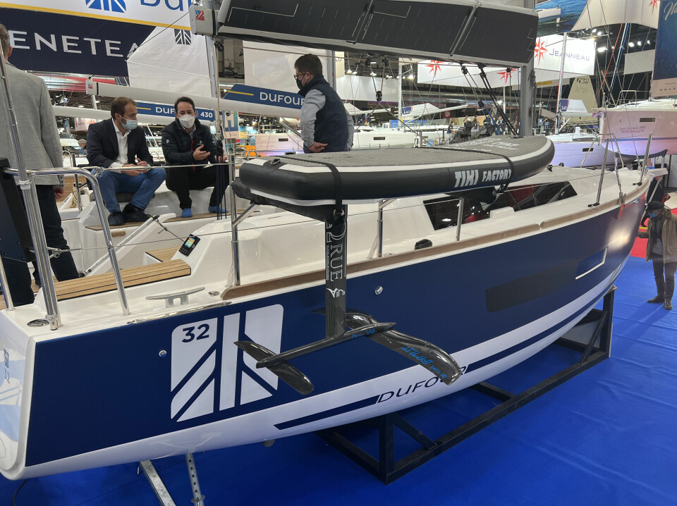 DUFOUR 32: Prototypen stilles ut på Salon Nautic (Paris Boatshow) denne uken.