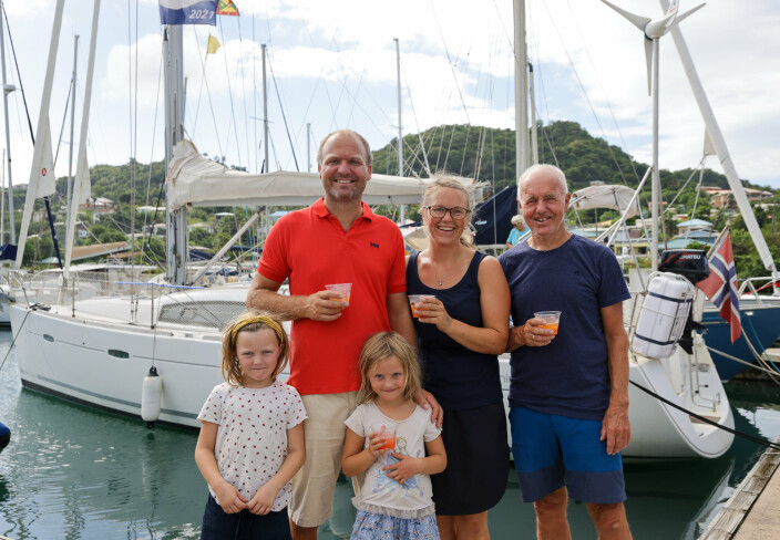 FREMME: Familien Christensen vel fremme i Karibia etter å ha seilt ARC+. FREMME: Familien Christensen vel fremme i Karibia etter å ha seilt ARC+.