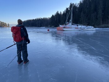 TYNN IS: Ni personer druknet etter å ha gått gjennom isen i 2021 TYNN IS: Ni personer druknet etter å ha gått gjennom isen i 2021